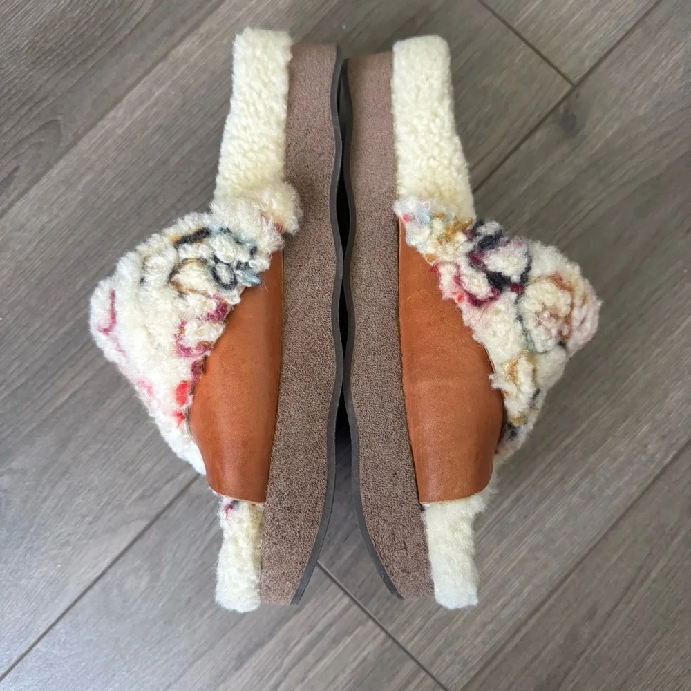 Retail $795! Chloe Shearling Slides Luxury + Comfort! 40 10 - Picture 4 of 7